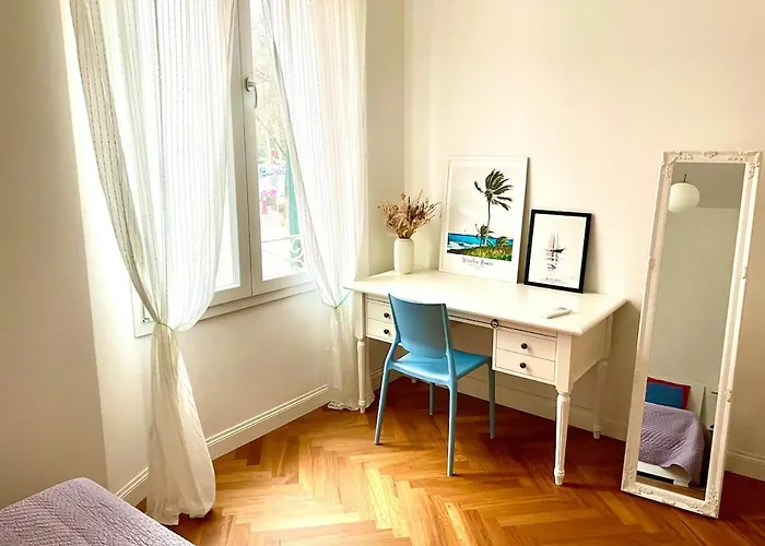 Terrazza Sul Cortile - Parcheggio Pubblico Lägenhet Bologna